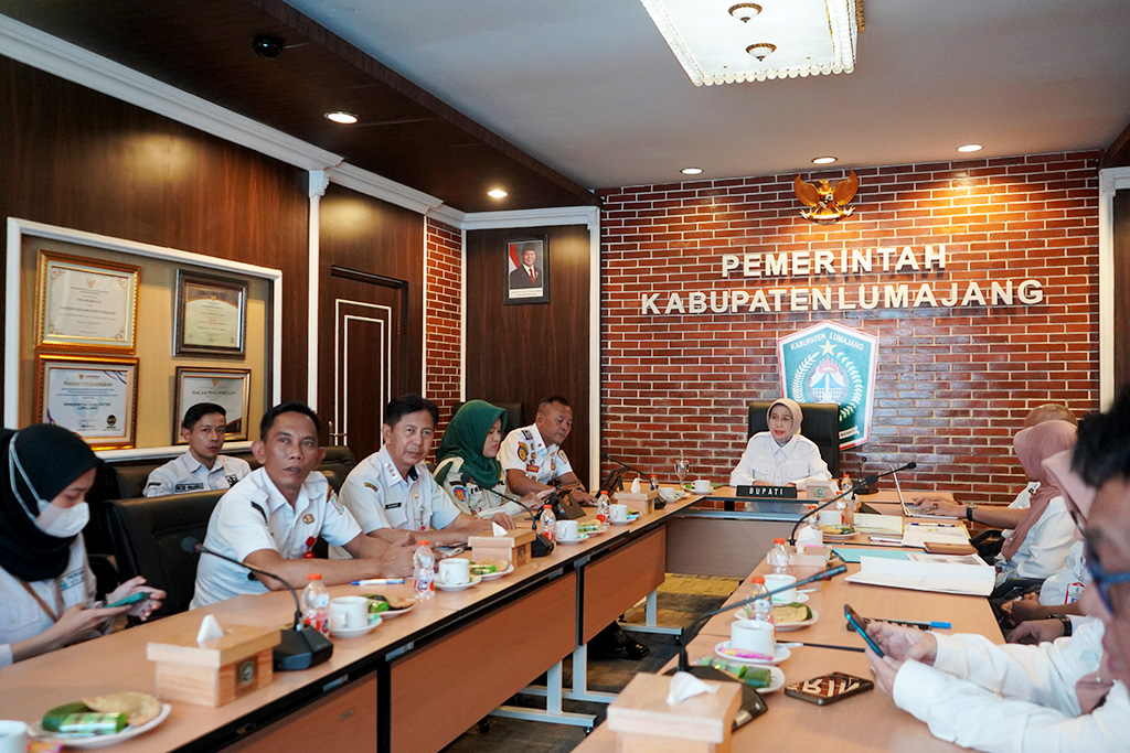 Bupati Lumajang Ingin Pedestrian PB Sudirman Nyaman dan Mendukung Perekonomian